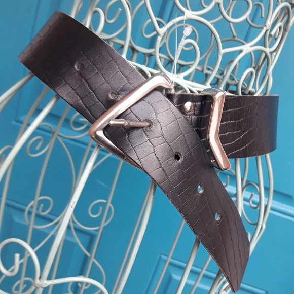 Genuine Leather Belt Alligator Embossed Goth Avant Garde Punk Triangle Brutalist - Picture 9 of 15